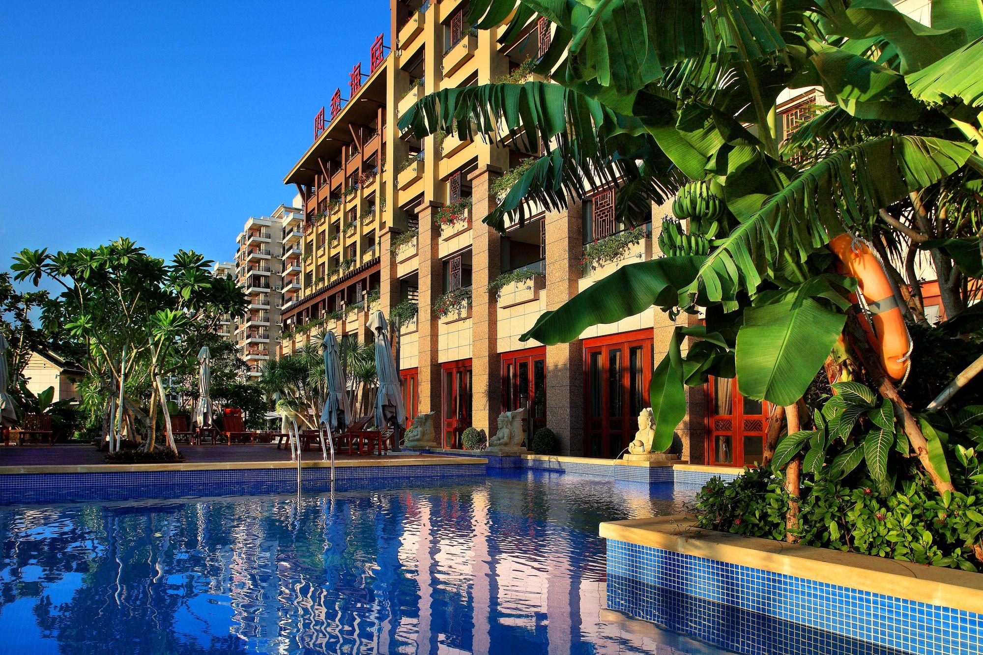 Four Seasons Ocean Courtyard Hotel Санья Экстерьер фото